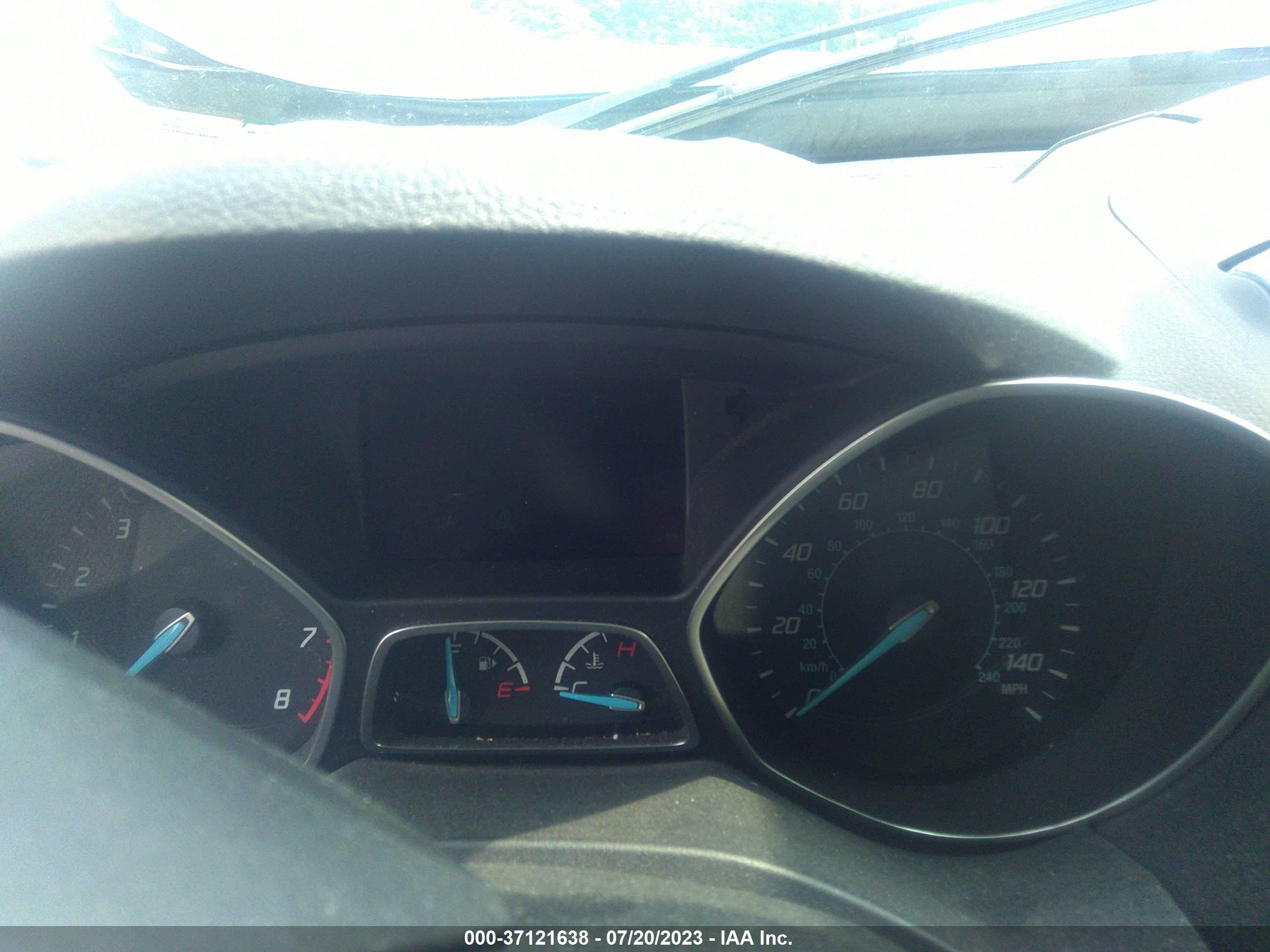 Photo 6 VIN: 1FMCU9J98FUB15817 - FORD ESCAPE 