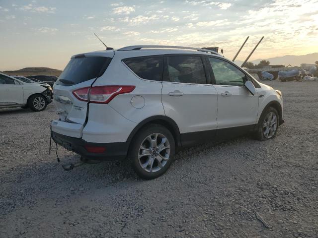 Photo 2 VIN: 1FMCU9J98FUB98343 - FORD ESCAPE 