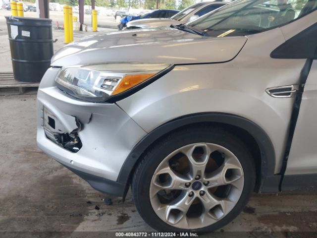 Photo 5 VIN: 1FMCU9J98GUA12561 - FORD ESCAPE 