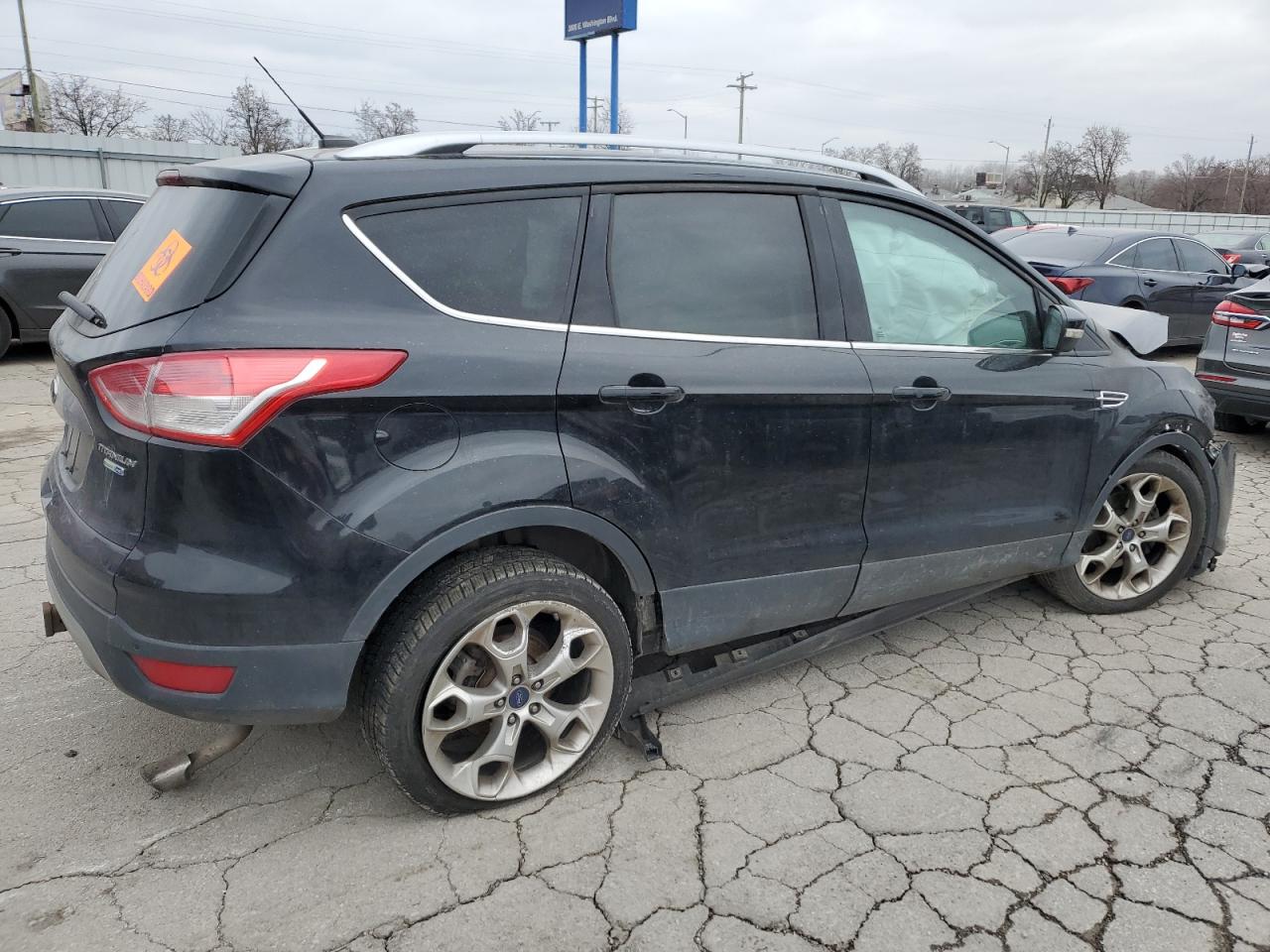 Photo 2 VIN: 1FMCU9J98GUA65261 - FORD ESCAPE 