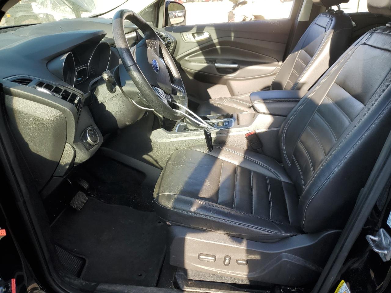 Photo 6 VIN: 1FMCU9J98HUA11671 - FORD ESCAPE 