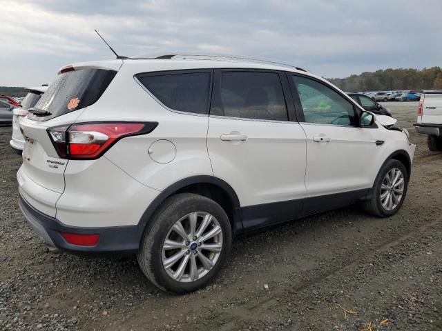 Photo 2 VIN: 1FMCU9J99HUD57003 - FORD ESCAPE 