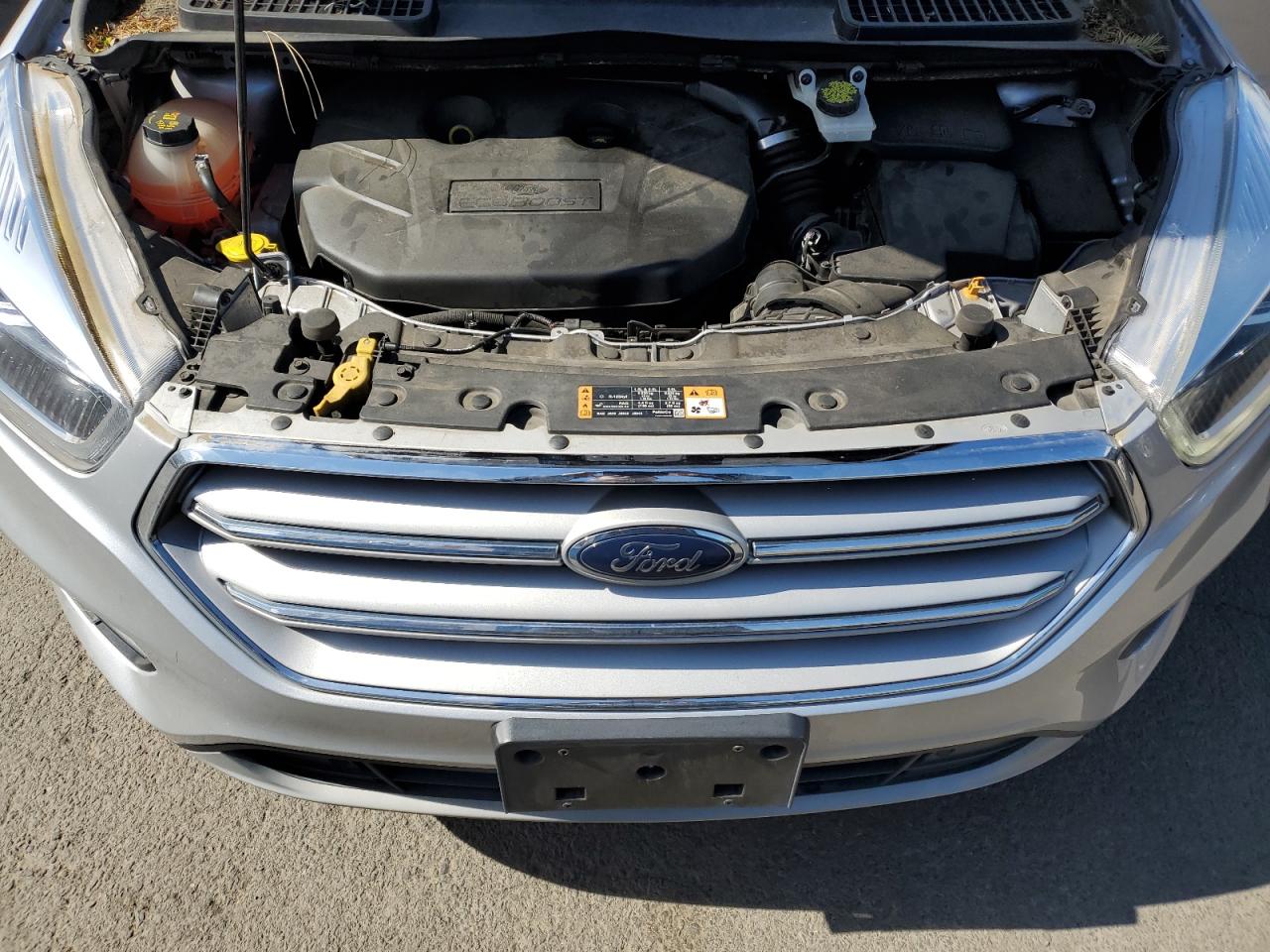 Photo 10 VIN: 1FMCU9J99JUC62222 - FORD ESCAPE 