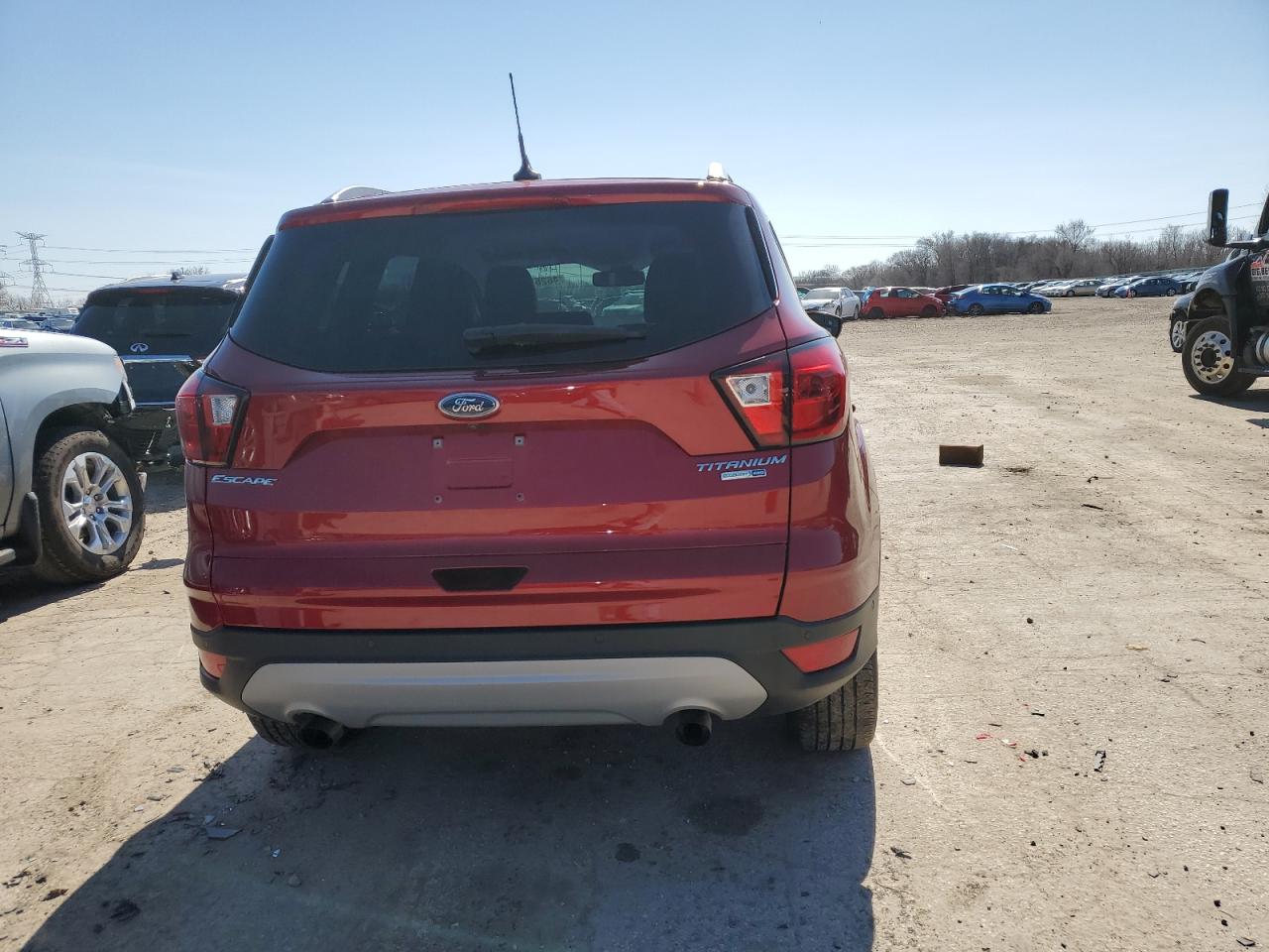 Photo 5 VIN: 1FMCU9J99KUA59848 - FORD ESCAPE 