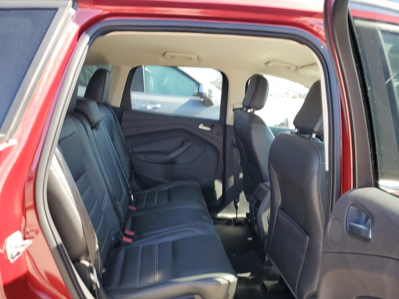 Photo 9 VIN: 1FMCU9J99KUA59848 - FORD ESCAPE 