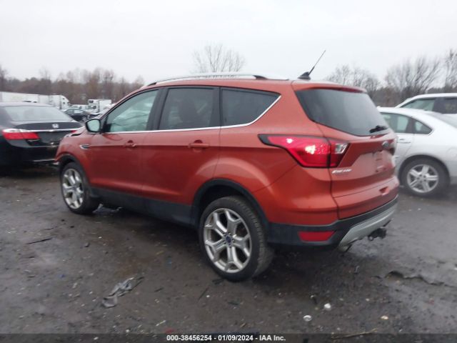 Photo 2 VIN: 1FMCU9J99KUB49372 - FORD ESCAPE 