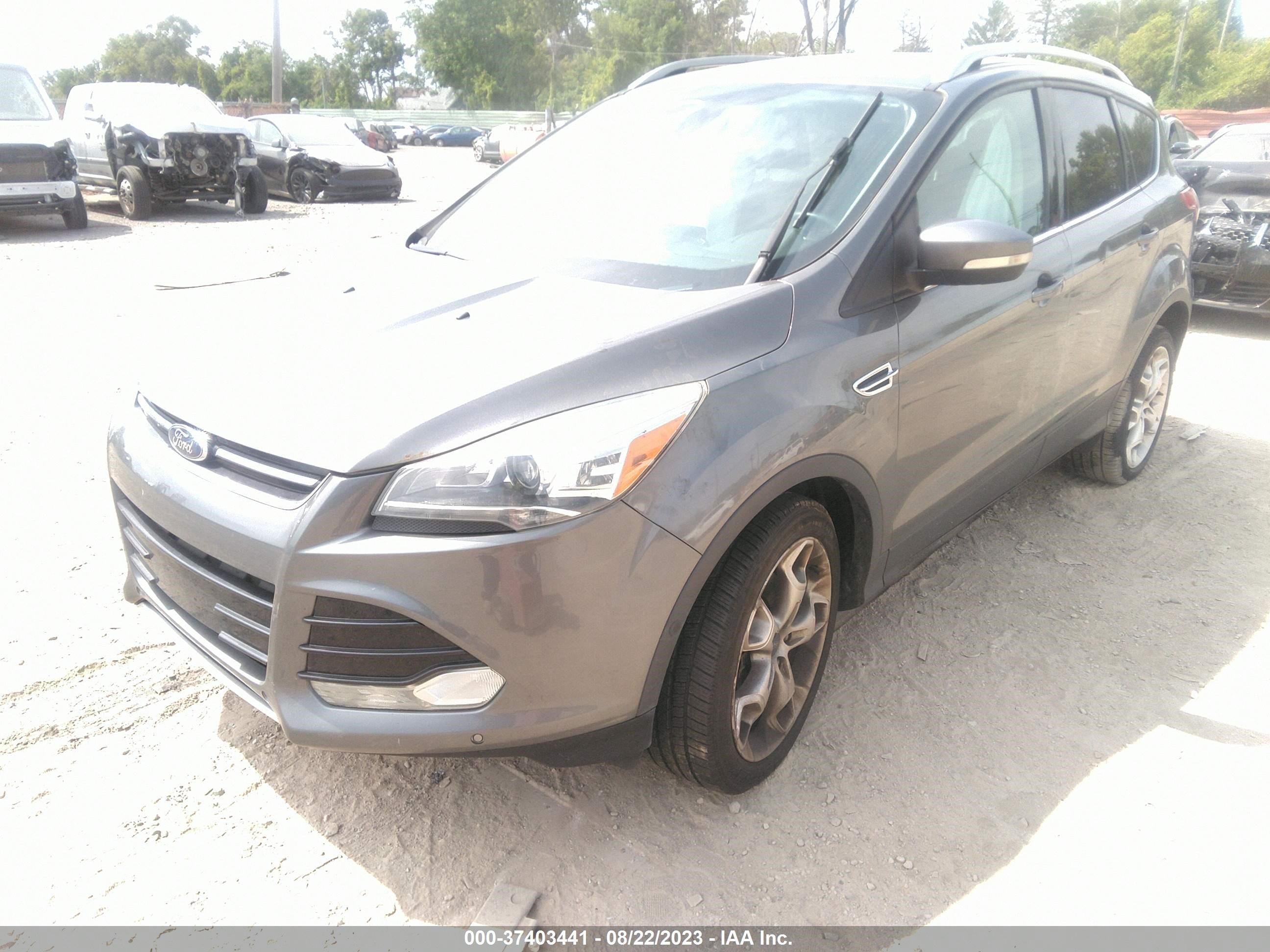 Photo 1 VIN: 1FMCU9J9XEUB43715 - FORD ESCAPE 