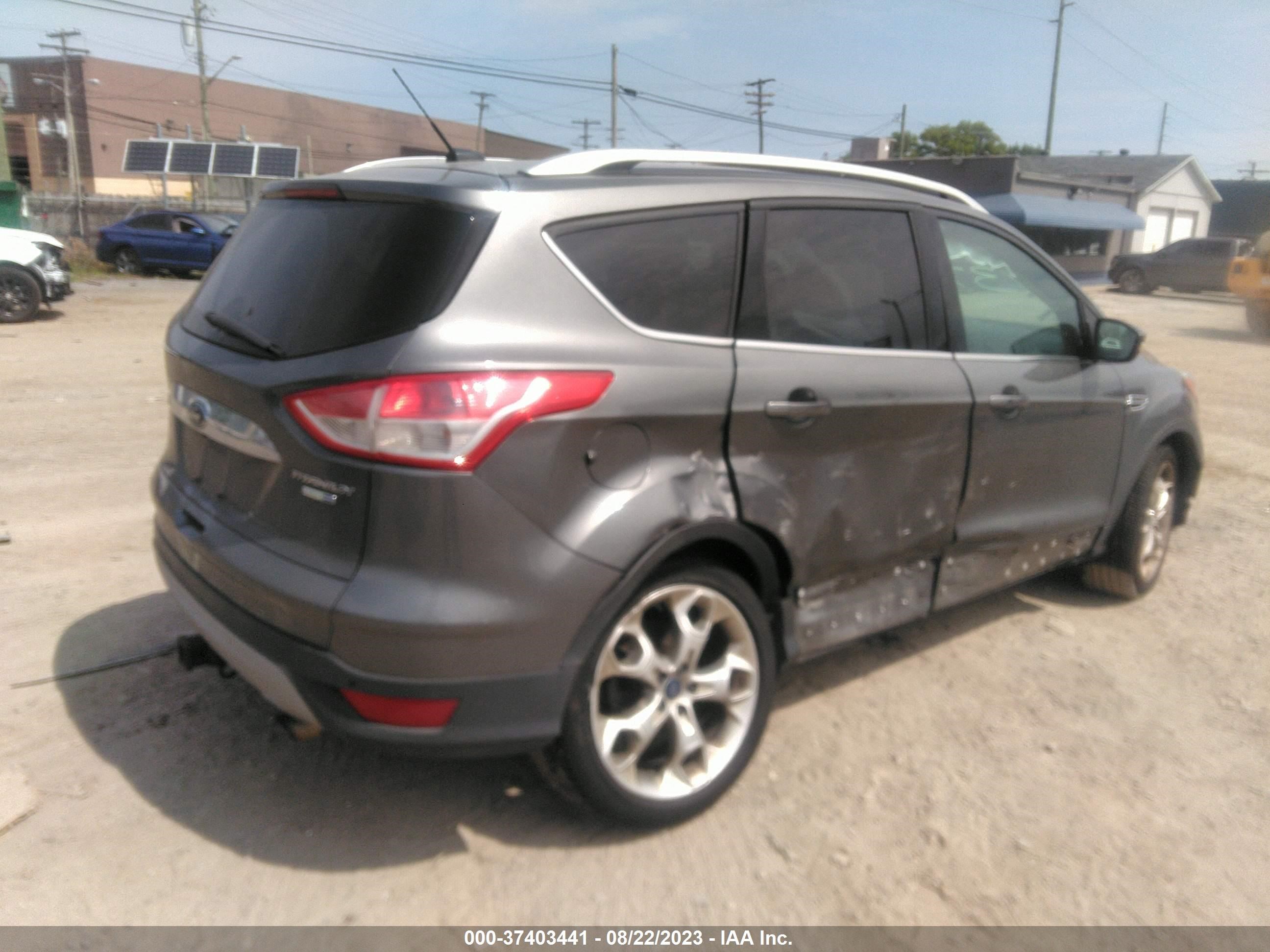 Photo 3 VIN: 1FMCU9J9XEUB43715 - FORD ESCAPE 