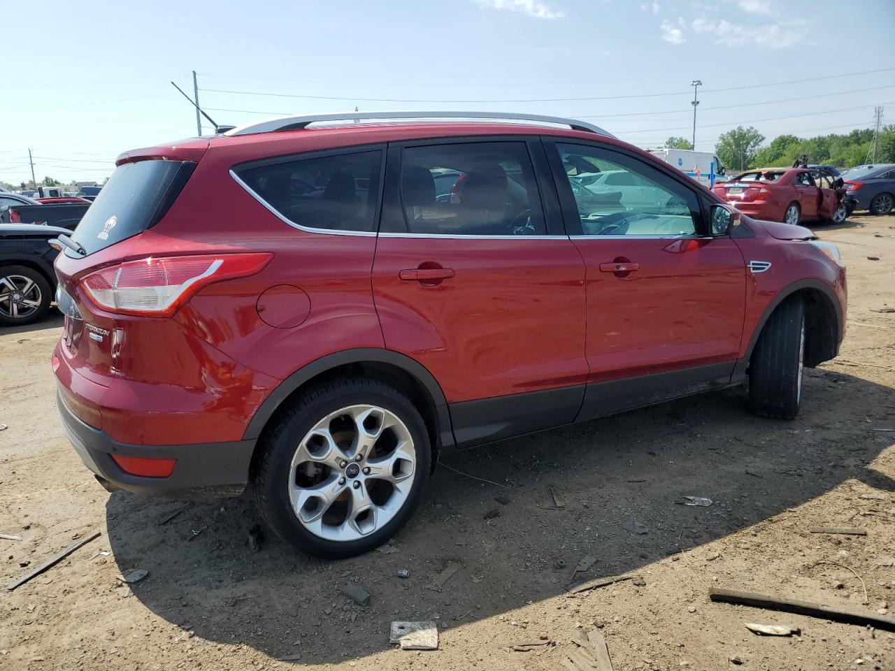 Photo 2 VIN: 1FMCU9J9XEUB60952 - FORD ESCAPE 