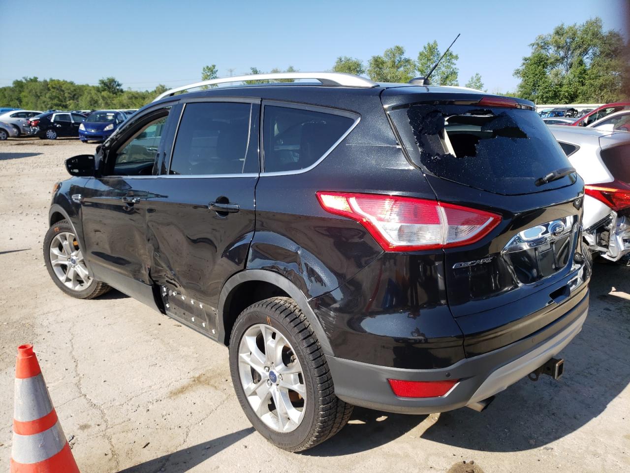 Photo 1 VIN: 1FMCU9J9XEUB95295 - FORD ESCAPE 