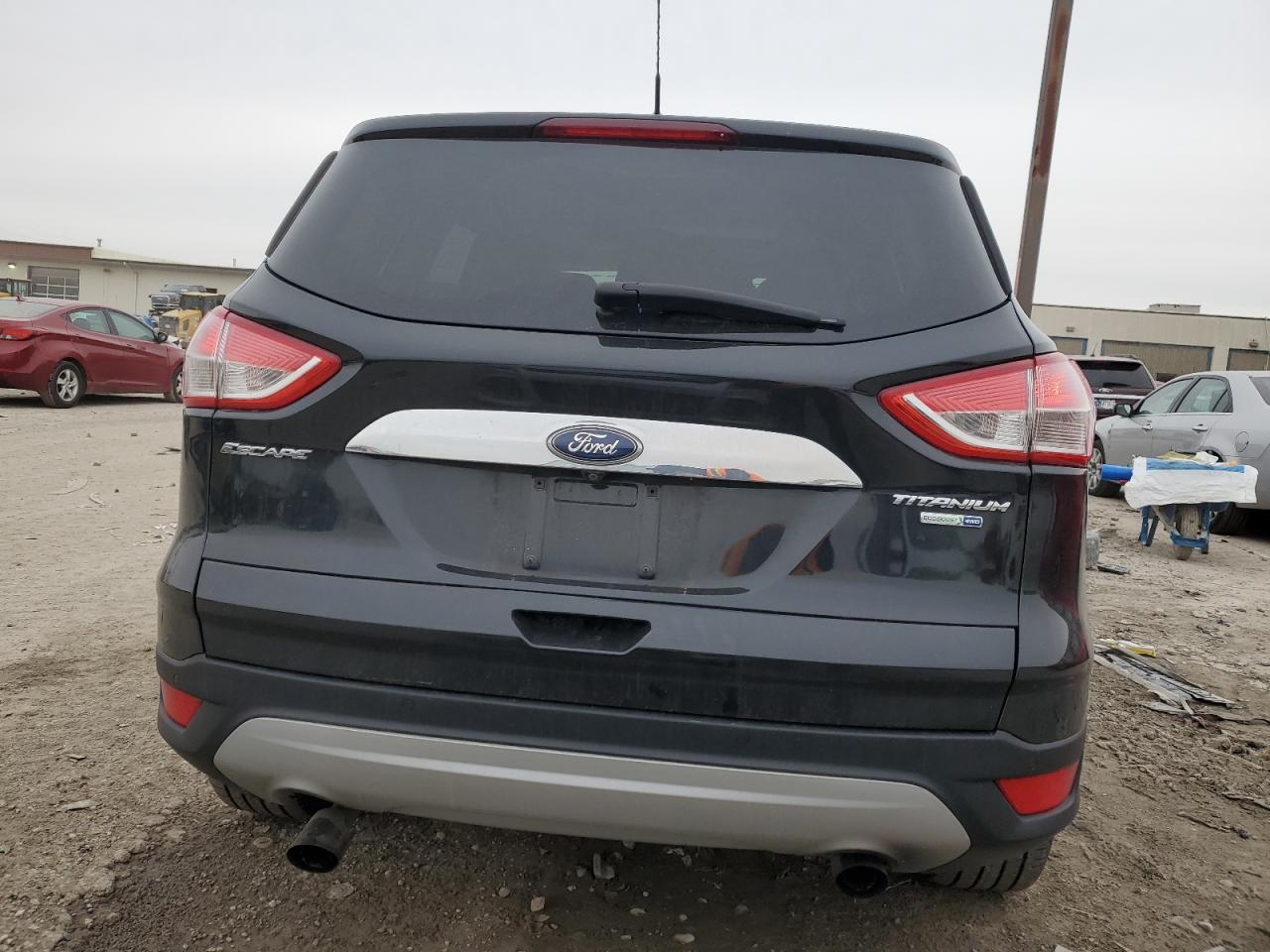 Photo 5 VIN: 1FMCU9J9XFUB59043 - FORD ESCAPE 