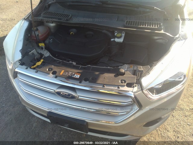 Photo 9 VIN: 1FMCU9J9XHUB94006 - FORD ESCAPE 