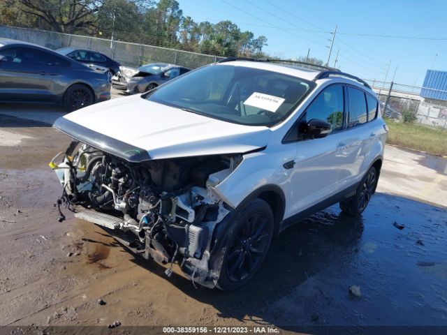 Photo 1 VIN: 1FMCU9J9XHUD49802 - FORD ESCAPE 