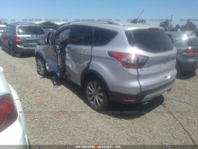 Photo 2 VIN: 1FMCU9J9XJUC89736 - FORD ESCAPE 