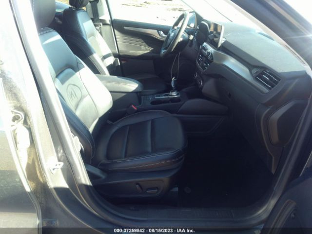 Photo 4 VIN: 1FMCU9J9XMUA33469 - FORD ESCAPE 