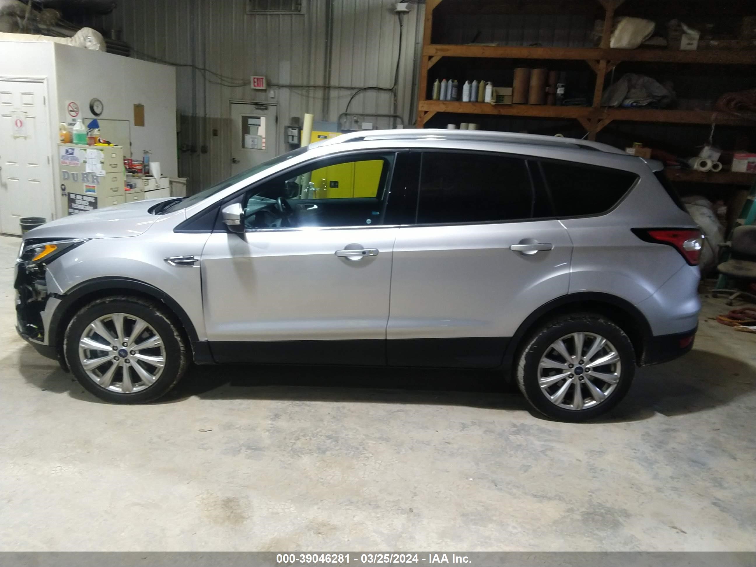 Photo 13 VIN: 1FMCU9JD4HUC37582 - FORD ESCAPE 