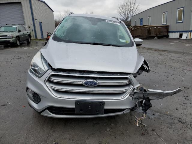 Photo 4 VIN: 1FMCU9JDXHUD50291 - FORD ESCAPE TIT 