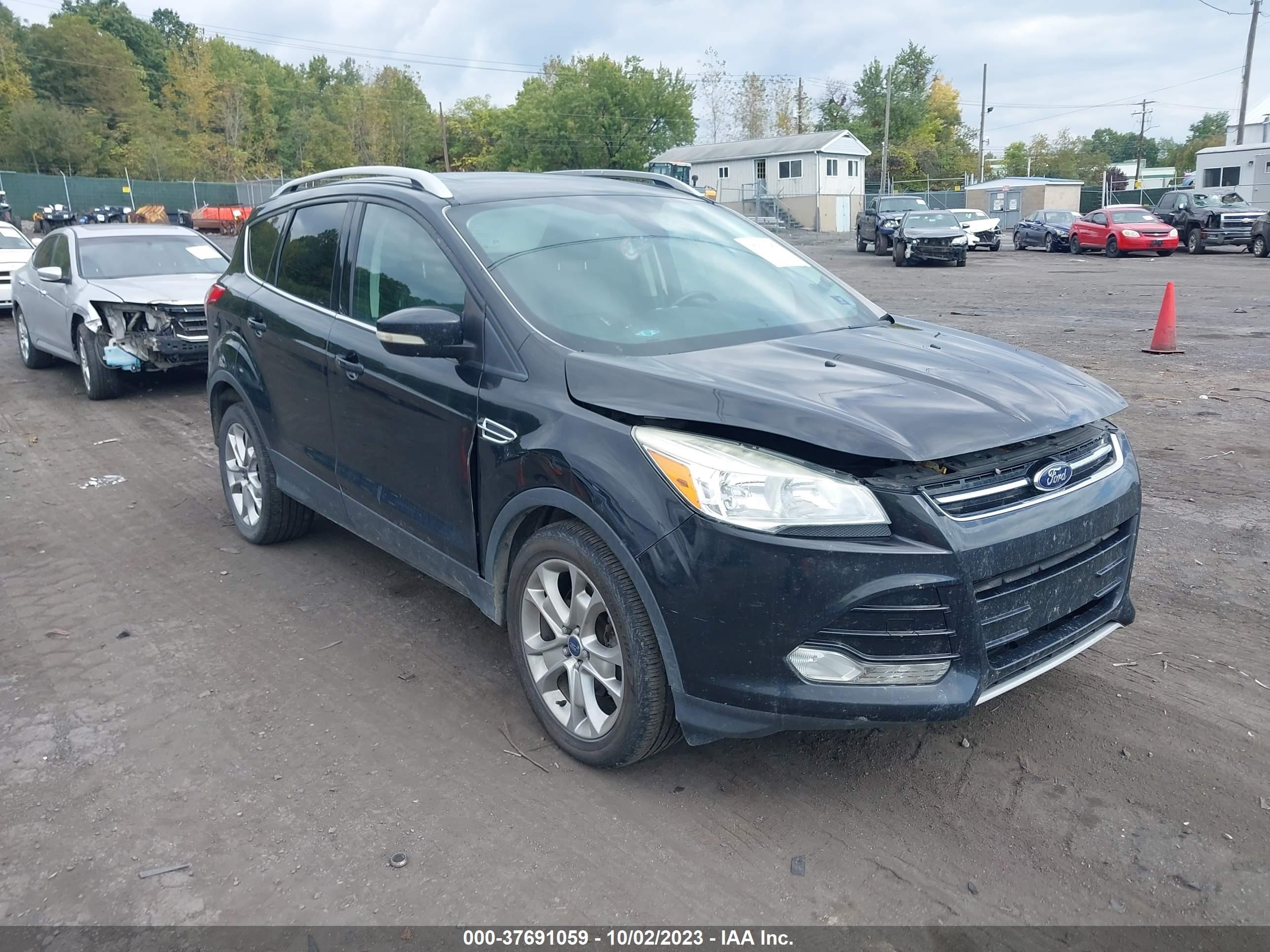 Photo 0 VIN: 1FMCU9JX1FUA90127 - FORD ESCAPE 