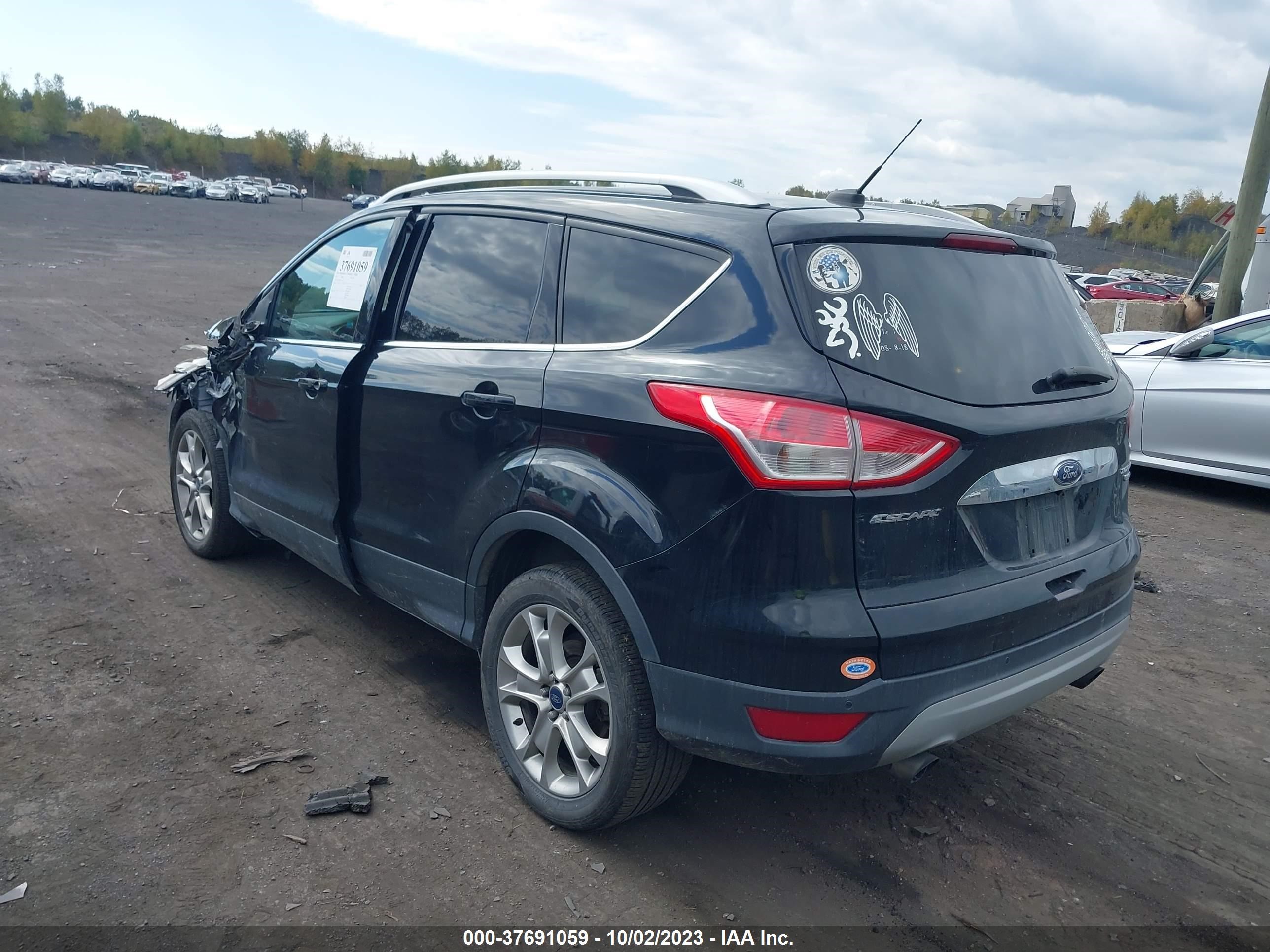 Photo 2 VIN: 1FMCU9JX1FUA90127 - FORD ESCAPE 