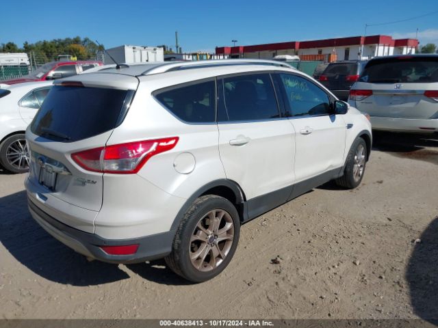 Photo 3 VIN: 1FMCU9JX6FUC10164 - FORD ESCAPE 