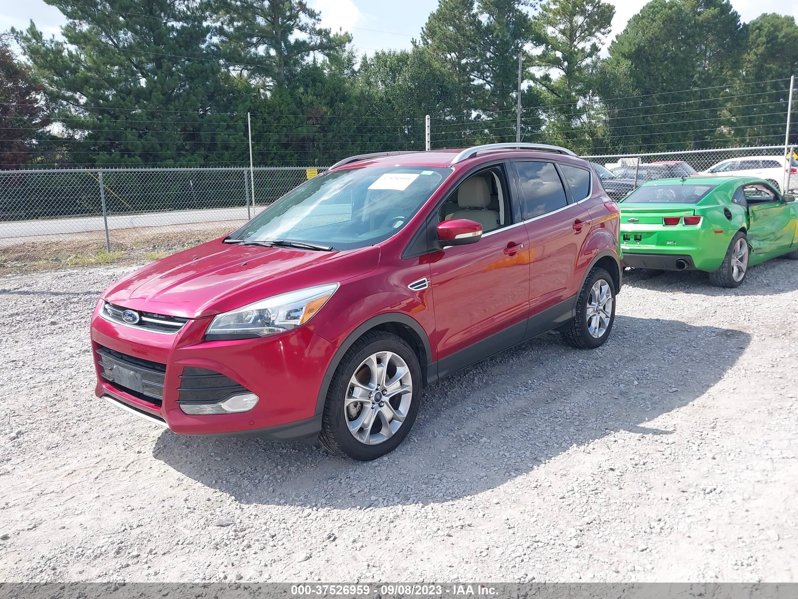 Photo 1 VIN: 1FMCU9JXXEUC21568 - FORD ESCAPE 