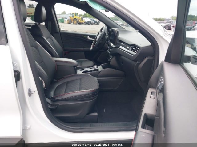 Photo 4 VIN: 1FMCU9MN2PUA51557 - FORD ESCAPE 