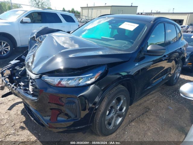 Photo 1 VIN: 1FMCU9MN3PUB32390 - FORD ESCAPE 