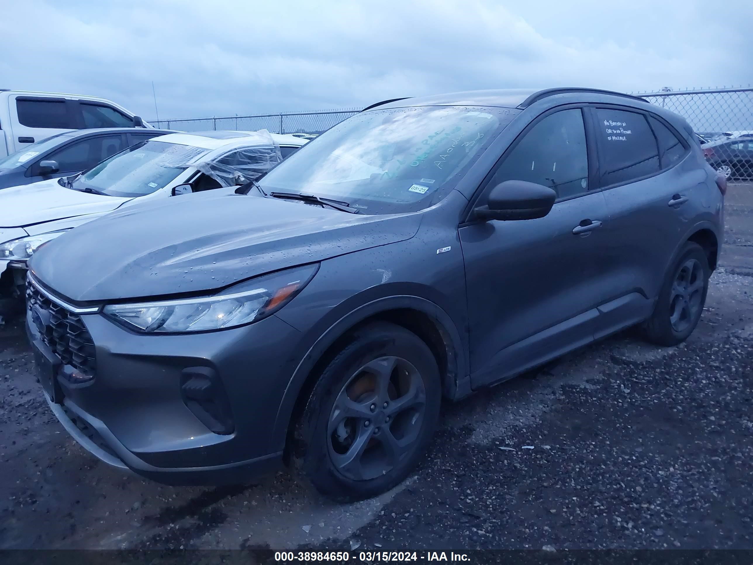 Photo 1 VIN: 1FMCU9MN7PUA44734 - FORD ESCAPE 