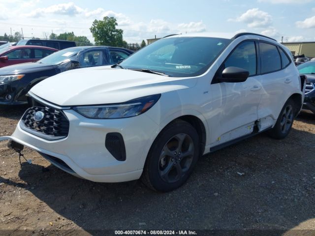 Photo 1 VIN: 1FMCU9MNXPUA47739 - FORD ESCAPE 