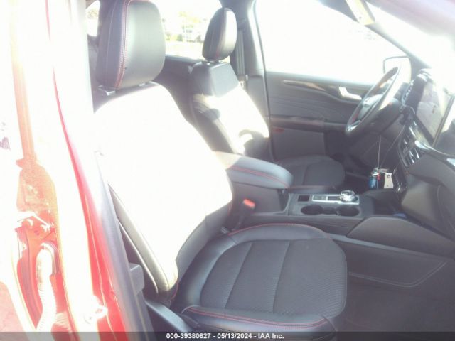 Photo 4 VIN: 1FMCU9NA2PUB33946 - FORD ESCAPE 