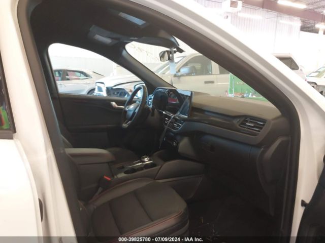 Photo 4 VIN: 1FMCU9NA7PUB13532 - FORD ESCAPE 