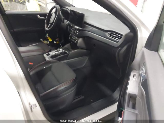 Photo 4 VIN: 1FMCU9NZ1RUA36309 - FORD ESCAPE 