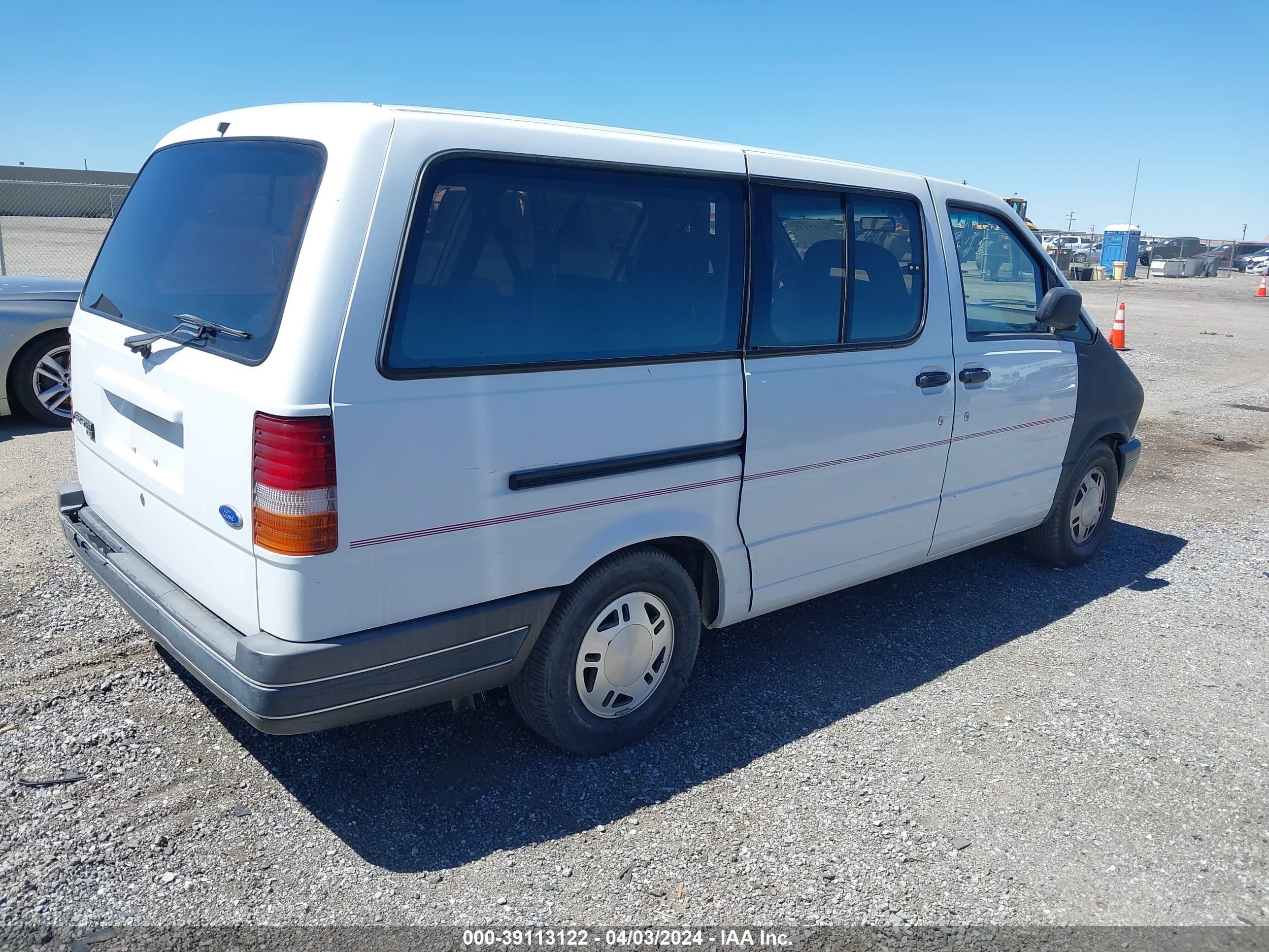 Photo 3 VIN: 1FMDA31U0NZB25760 - FORD AEROSTAR 