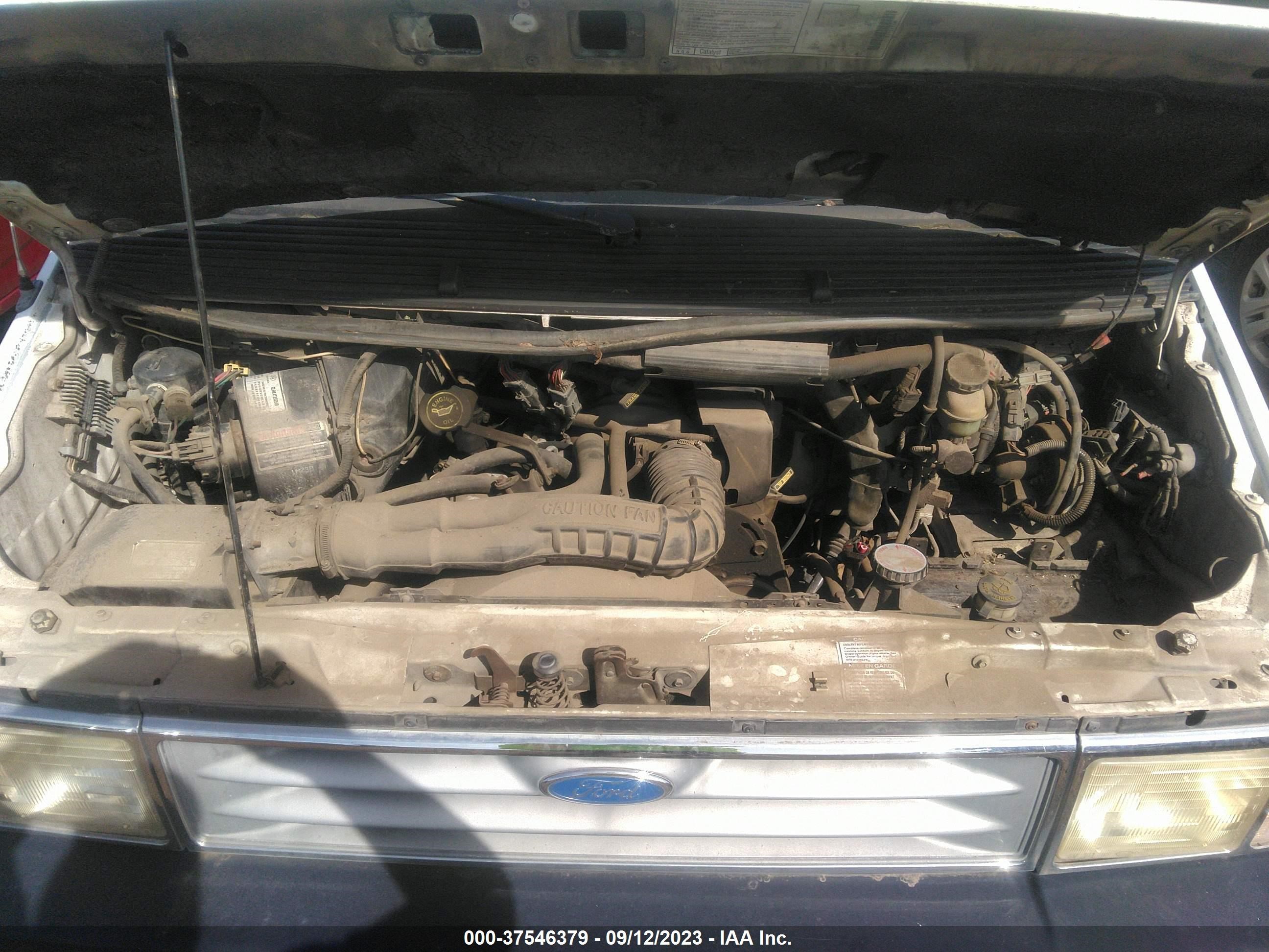 Photo 9 VIN: 1FMDA31U1NZA16725 - FORD AEROSTAR 