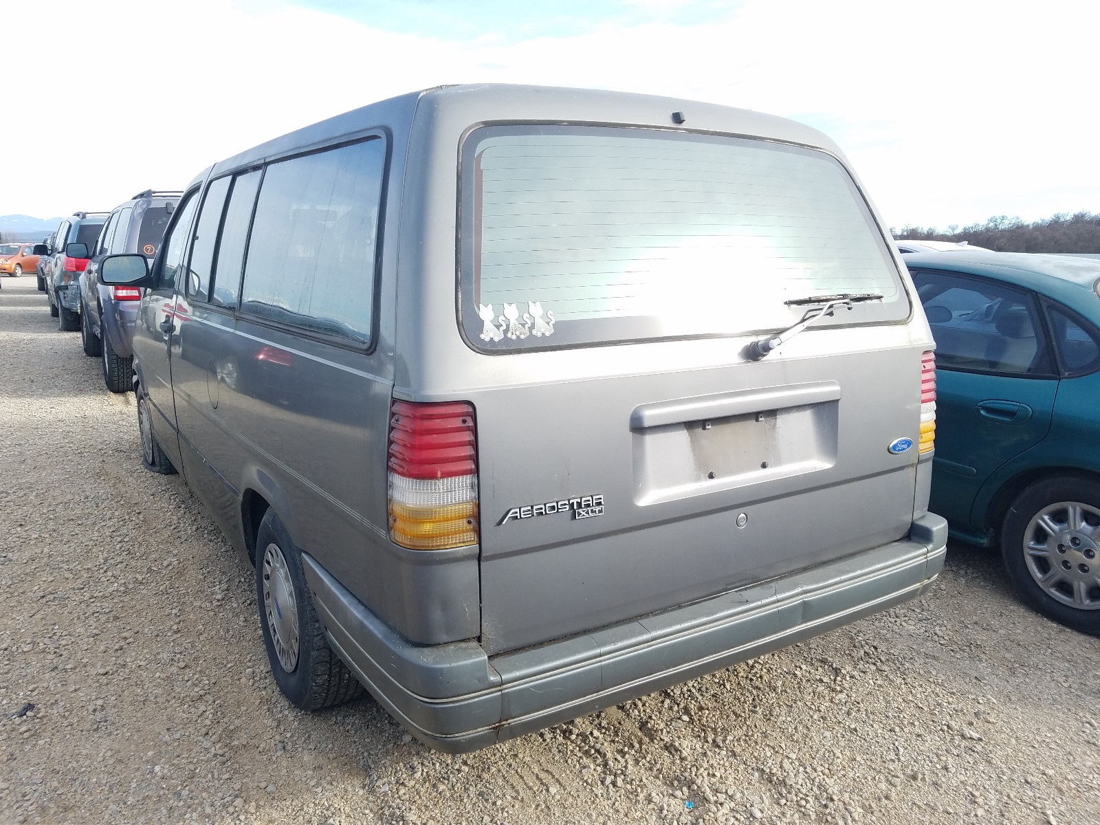 Photo 2 VIN: 1FMDA31U3PZB46685 - FORD AEROSTAR 