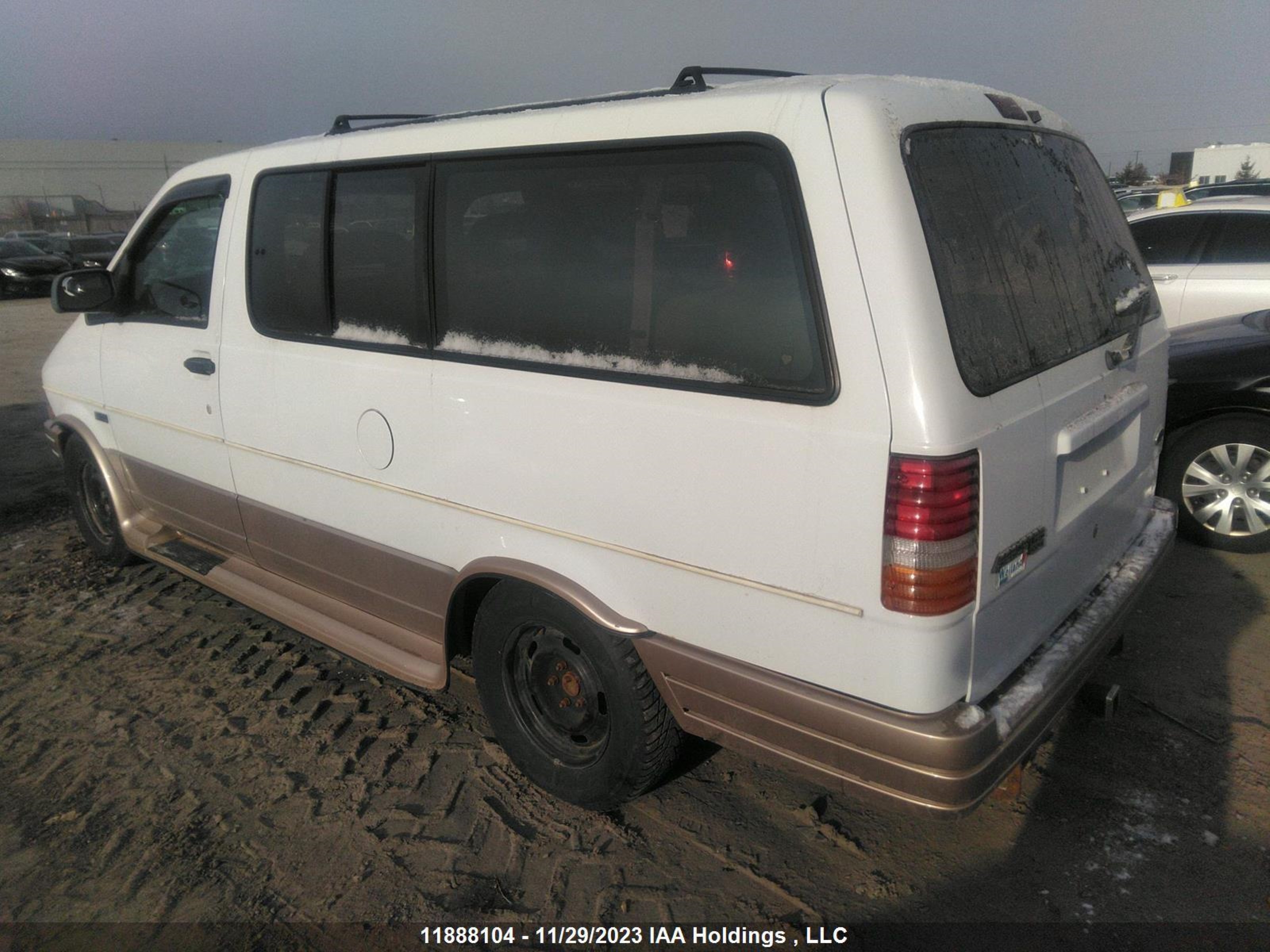 Photo 2 VIN: 1FMDA41X6TZA47675 - FORD AEROSTAR 