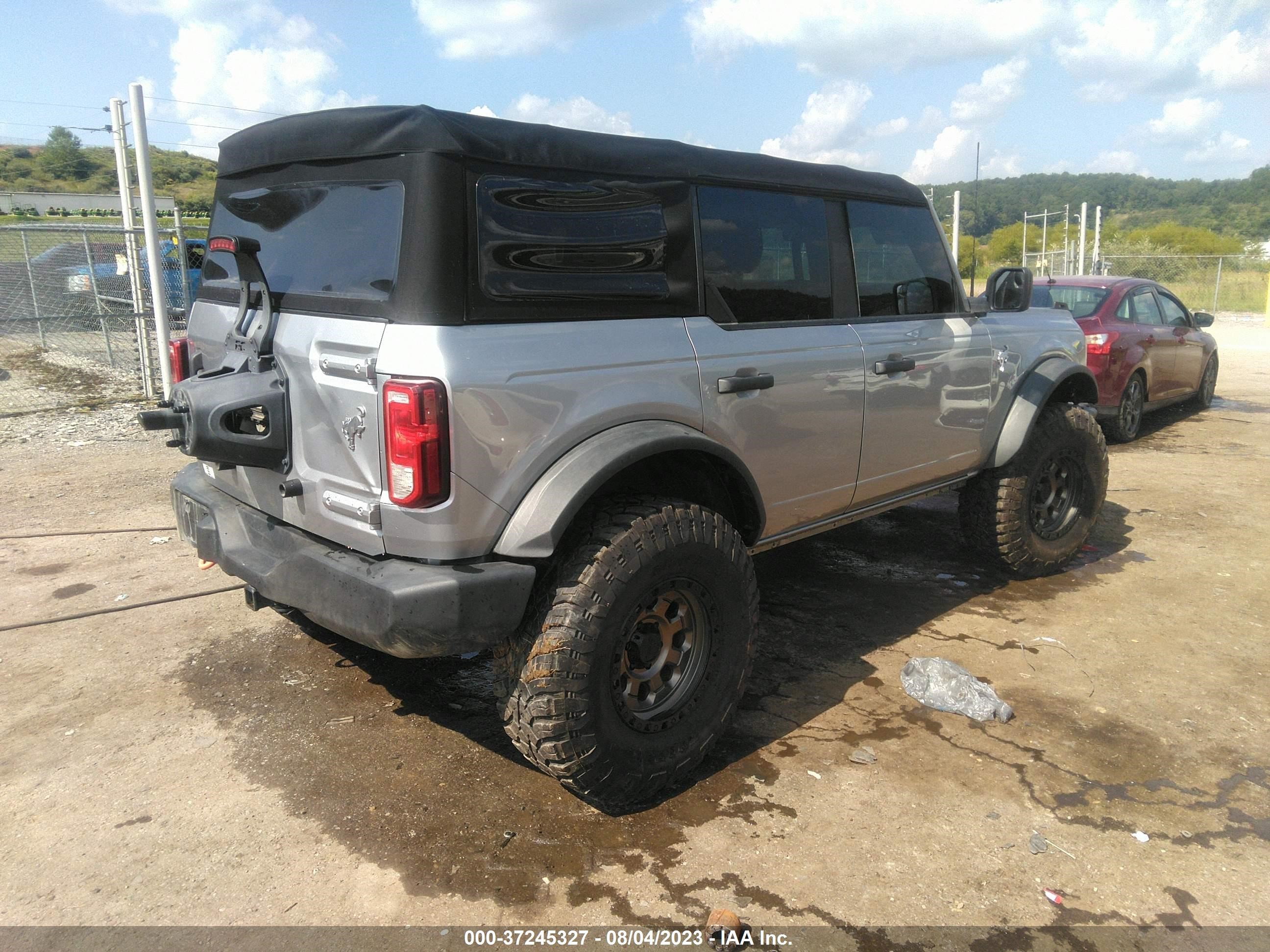 Photo 3 VIN: 1FMDE5BH1MLB03043 - FORD BRONCO 