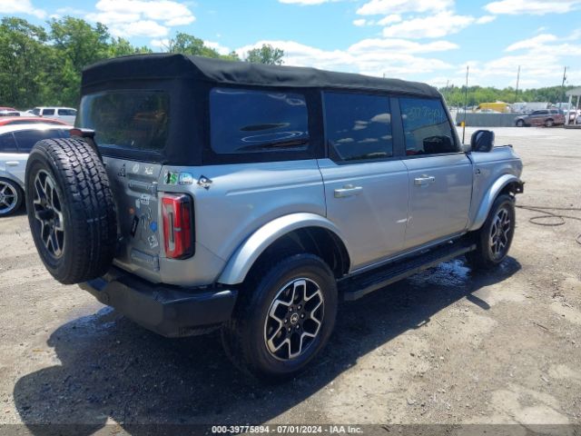 Photo 3 VIN: 1FMDE5BH6NLB04769 - FORD BRONCO 