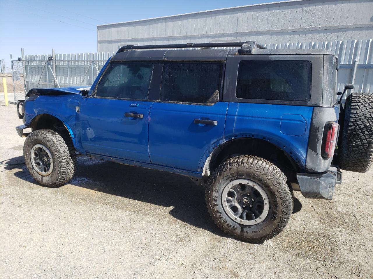 Photo 1 VIN: 1FMDE5BH8NLB58364 - FORD BRONCO 