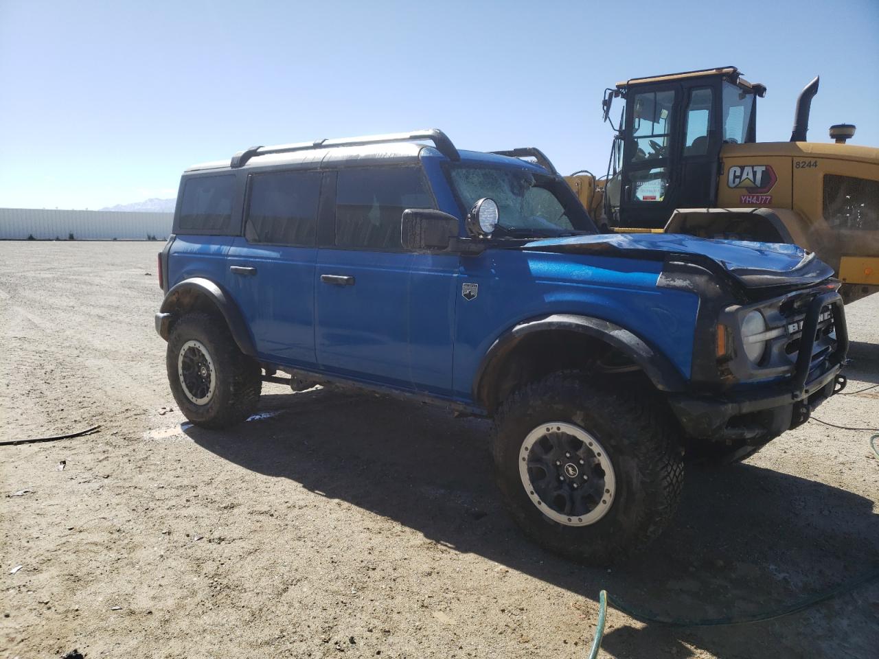 Photo 3 VIN: 1FMDE5BH8NLB58364 - FORD BRONCO 