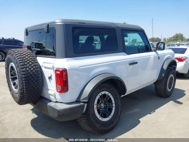 Photo 3 VIN: 1FMDE5CP6PLB93428 - FORD BRONCO 