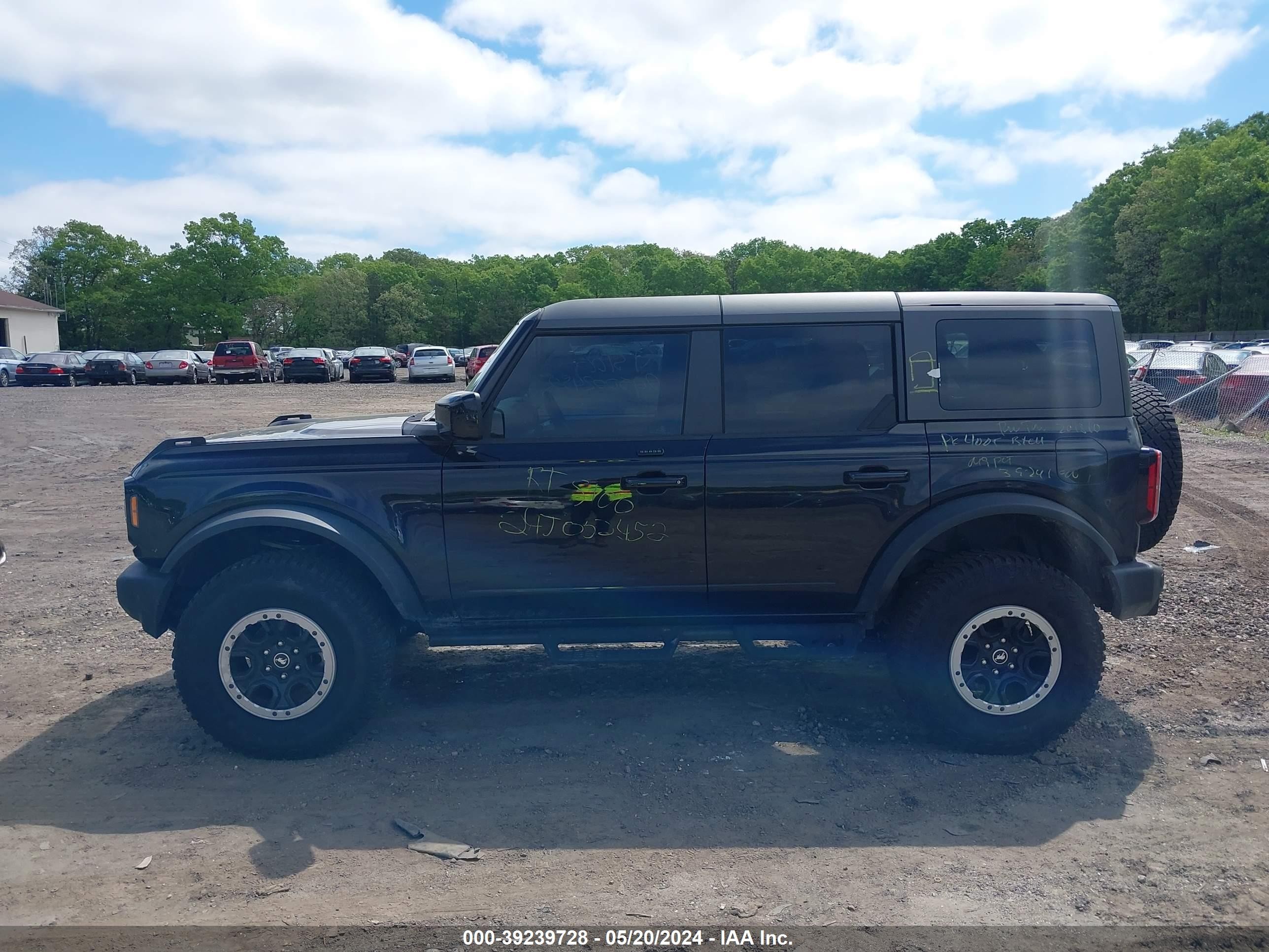 Photo 12 VIN: 1FMDE5DH0PLB09207 - FORD BRONCO 