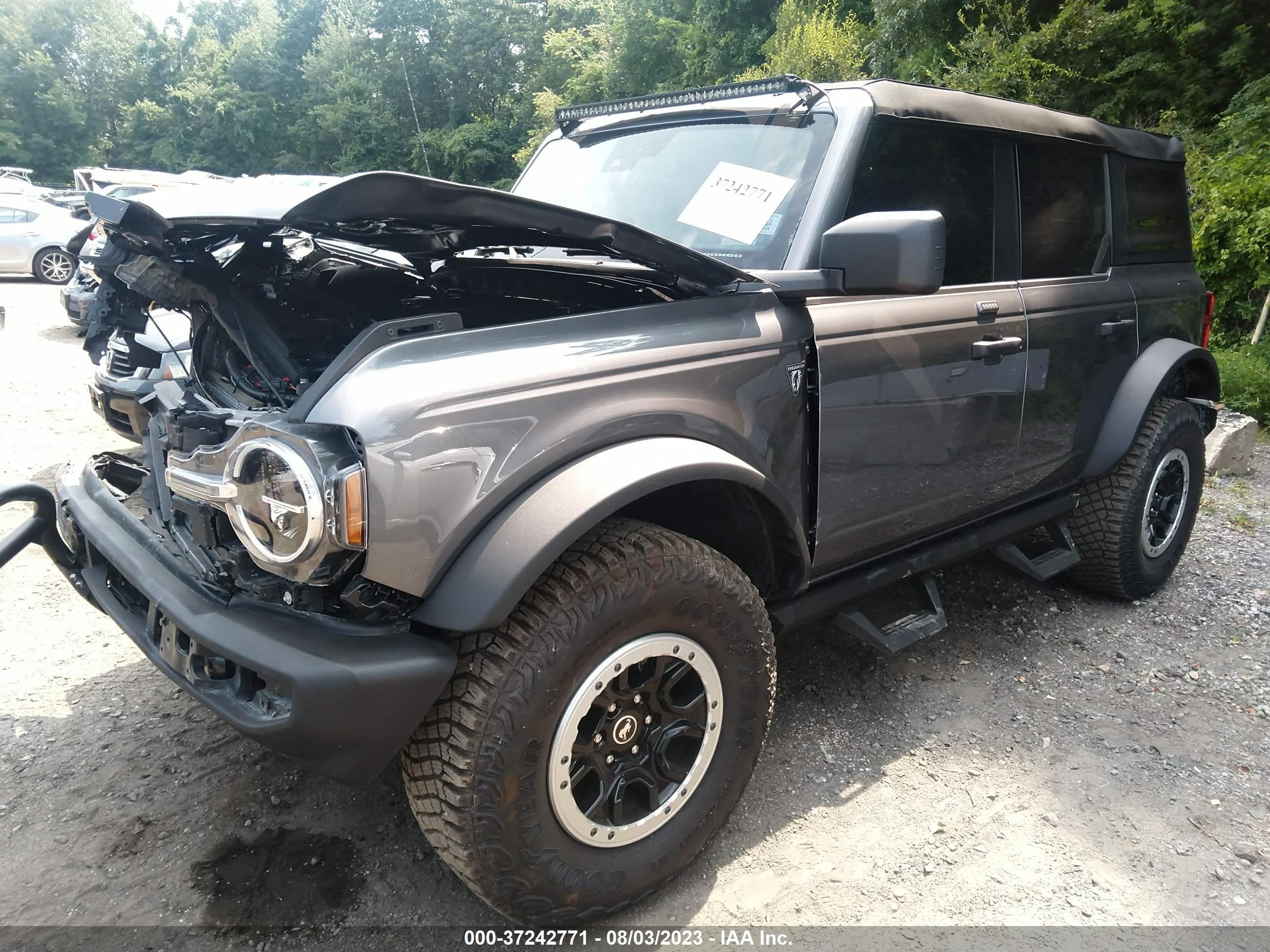 Photo 1 VIN: 1FMDE5DH1PLB07465 - FORD BRONCO 