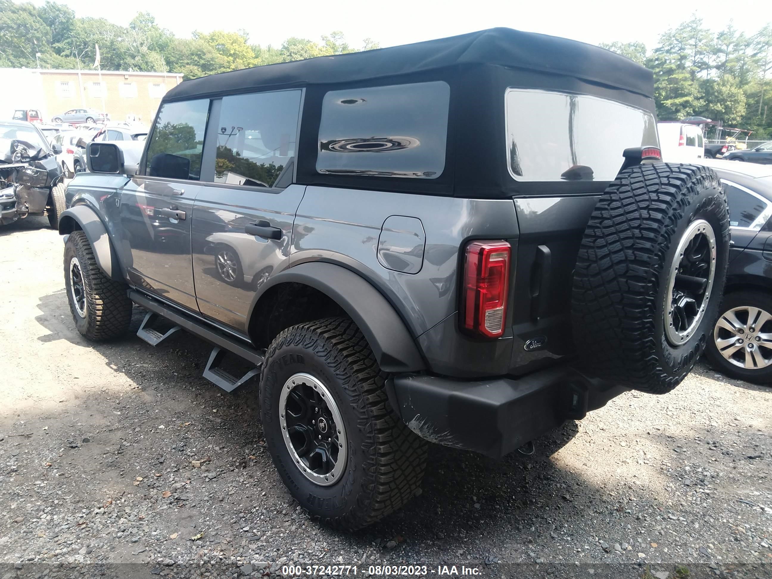 Photo 2 VIN: 1FMDE5DH1PLB07465 - FORD BRONCO 