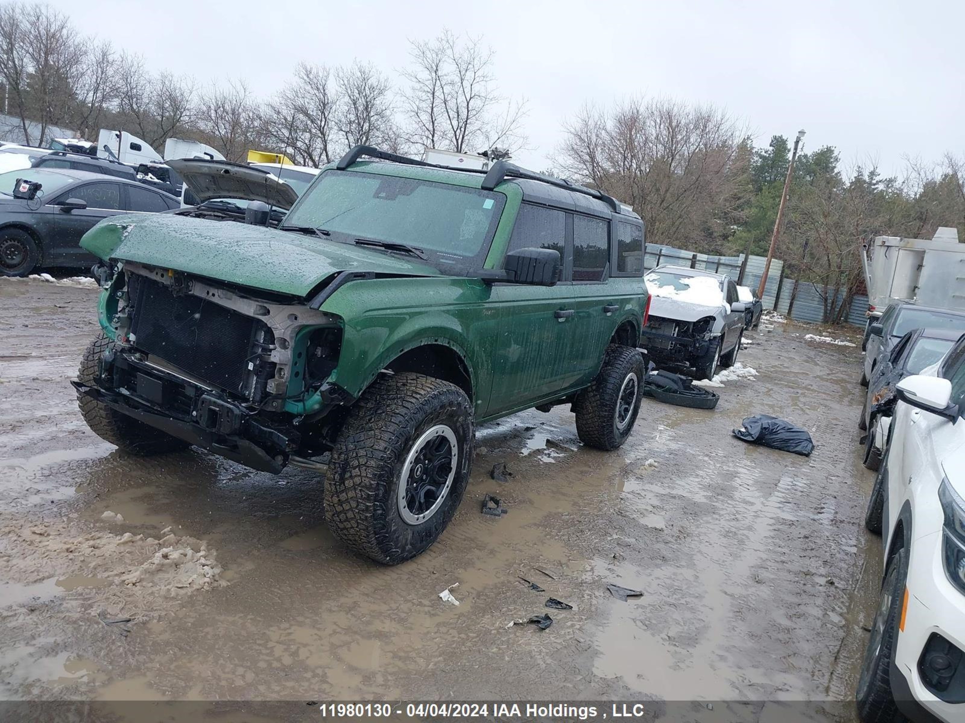 Photo 1 VIN: 1FMDE5DH6NLB80389 - FORD BRONCO 