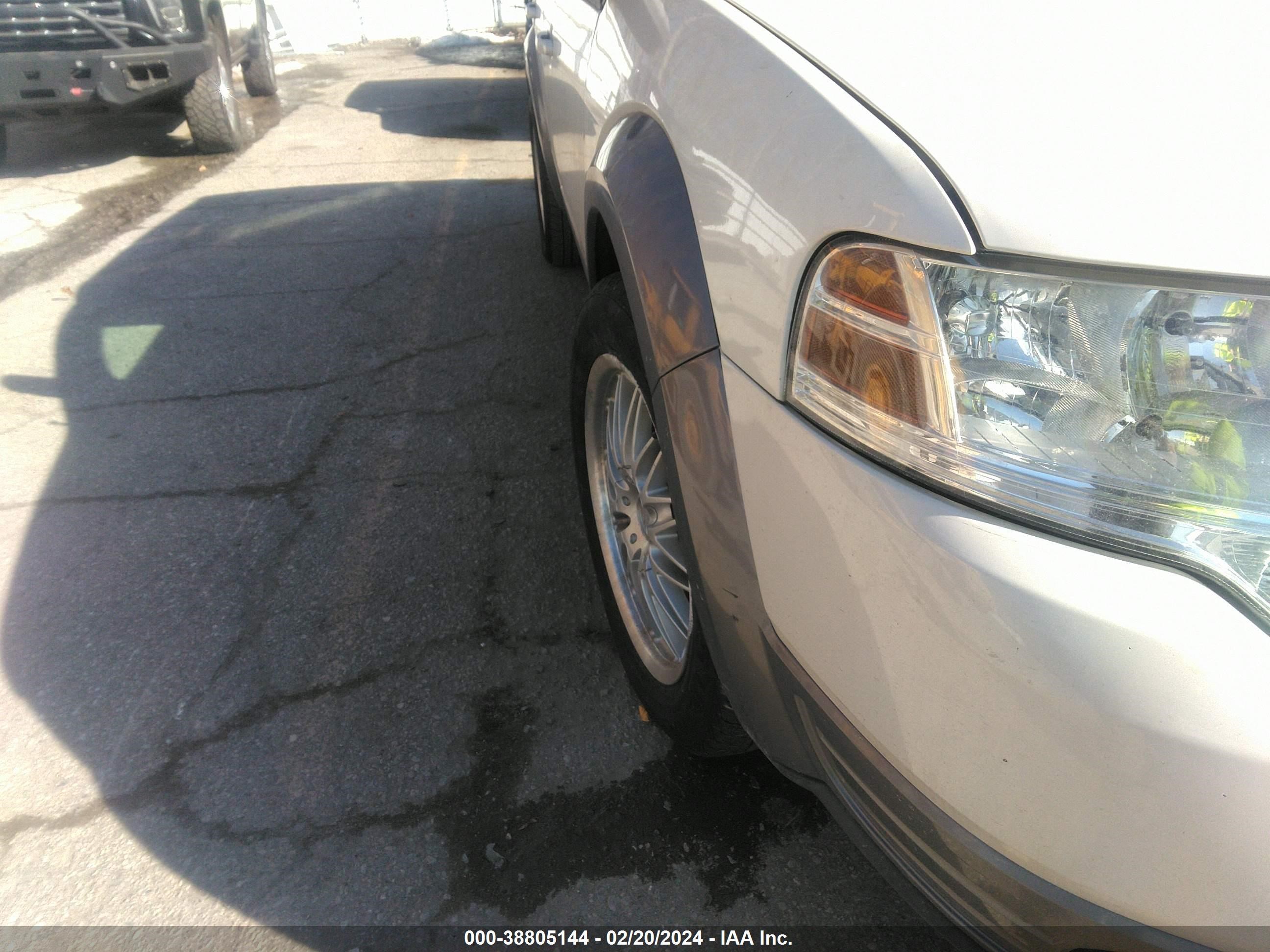 Photo 12 VIN: 1FMDK02W19GA02398 - FORD TAURUS X 