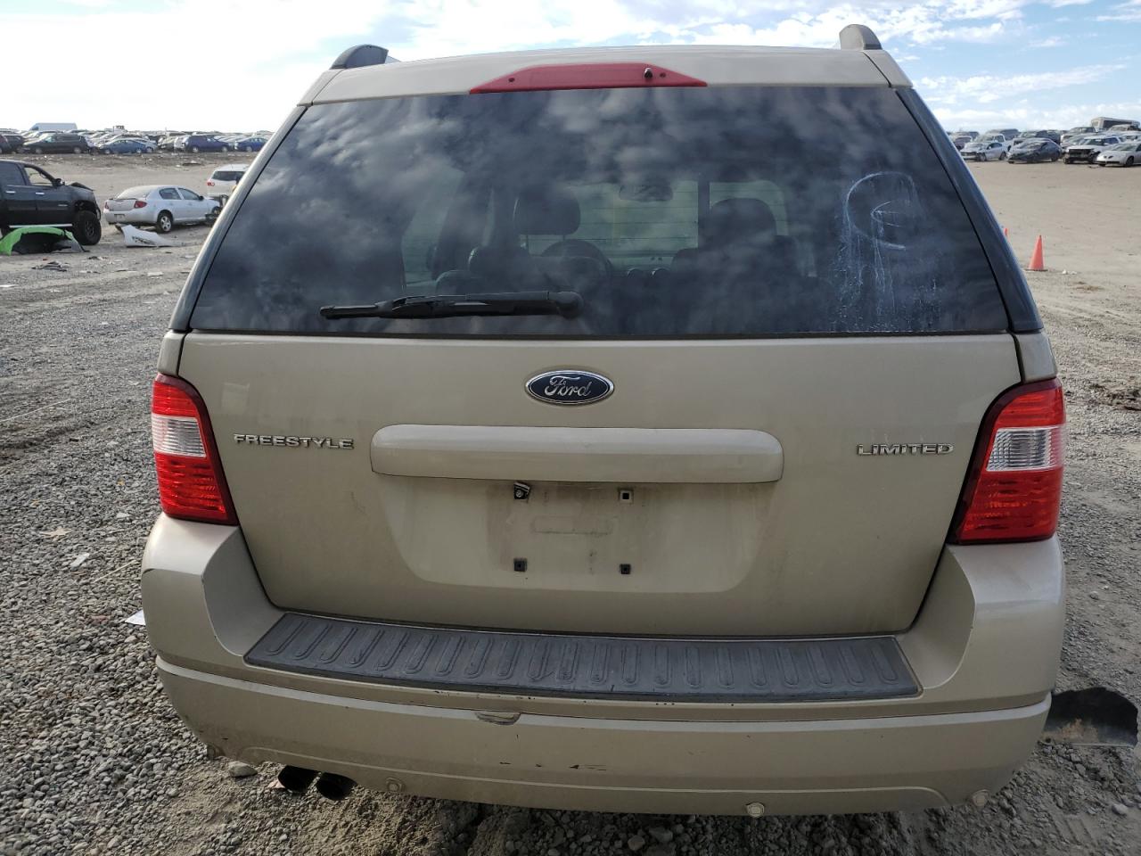 Photo 5 VIN: 1FMDK03196GA47569 - FORD FREESTYLE 