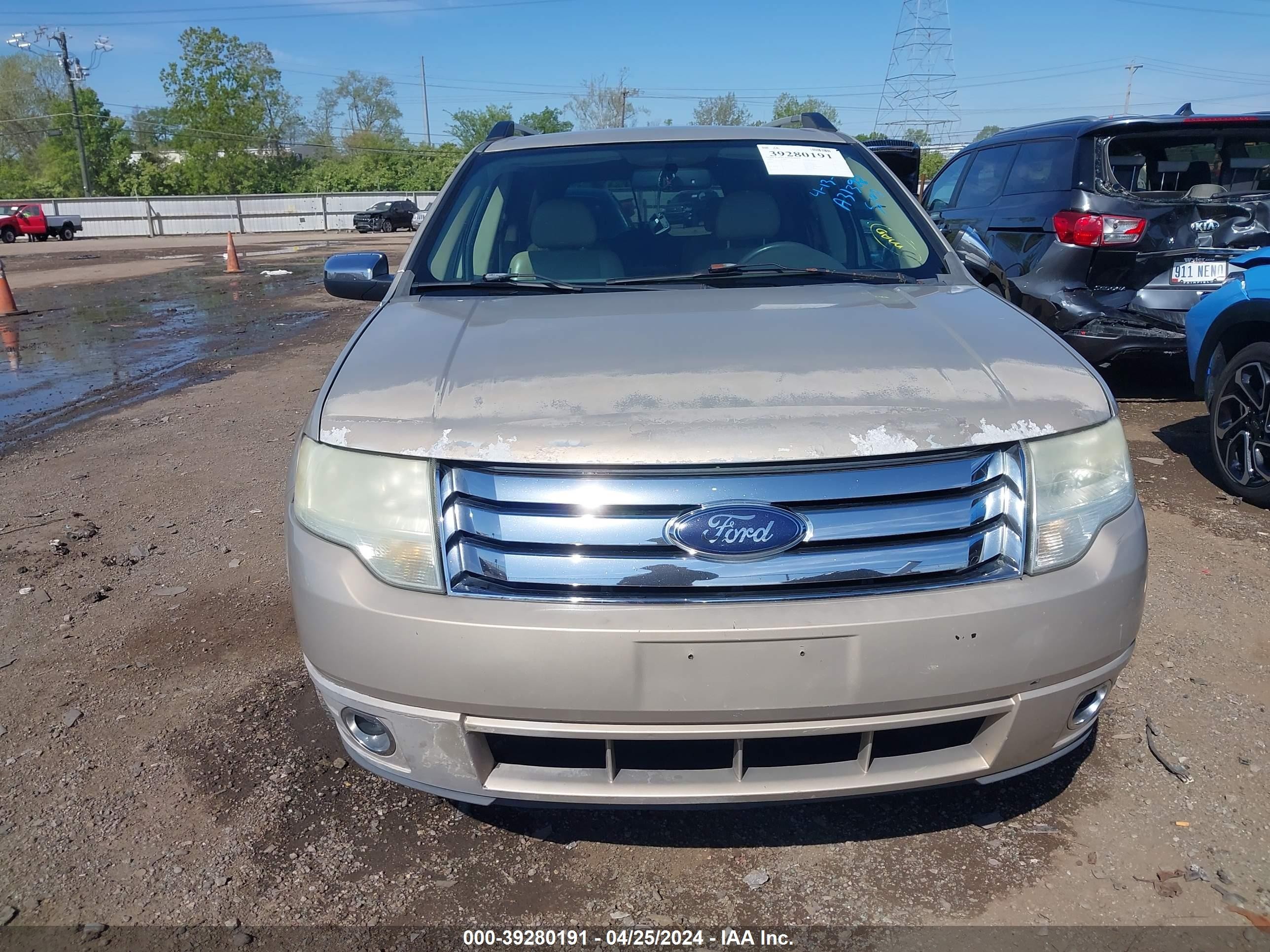 Photo 11 VIN: 1FMDK03W78GA31398 - FORD TAURUS X 