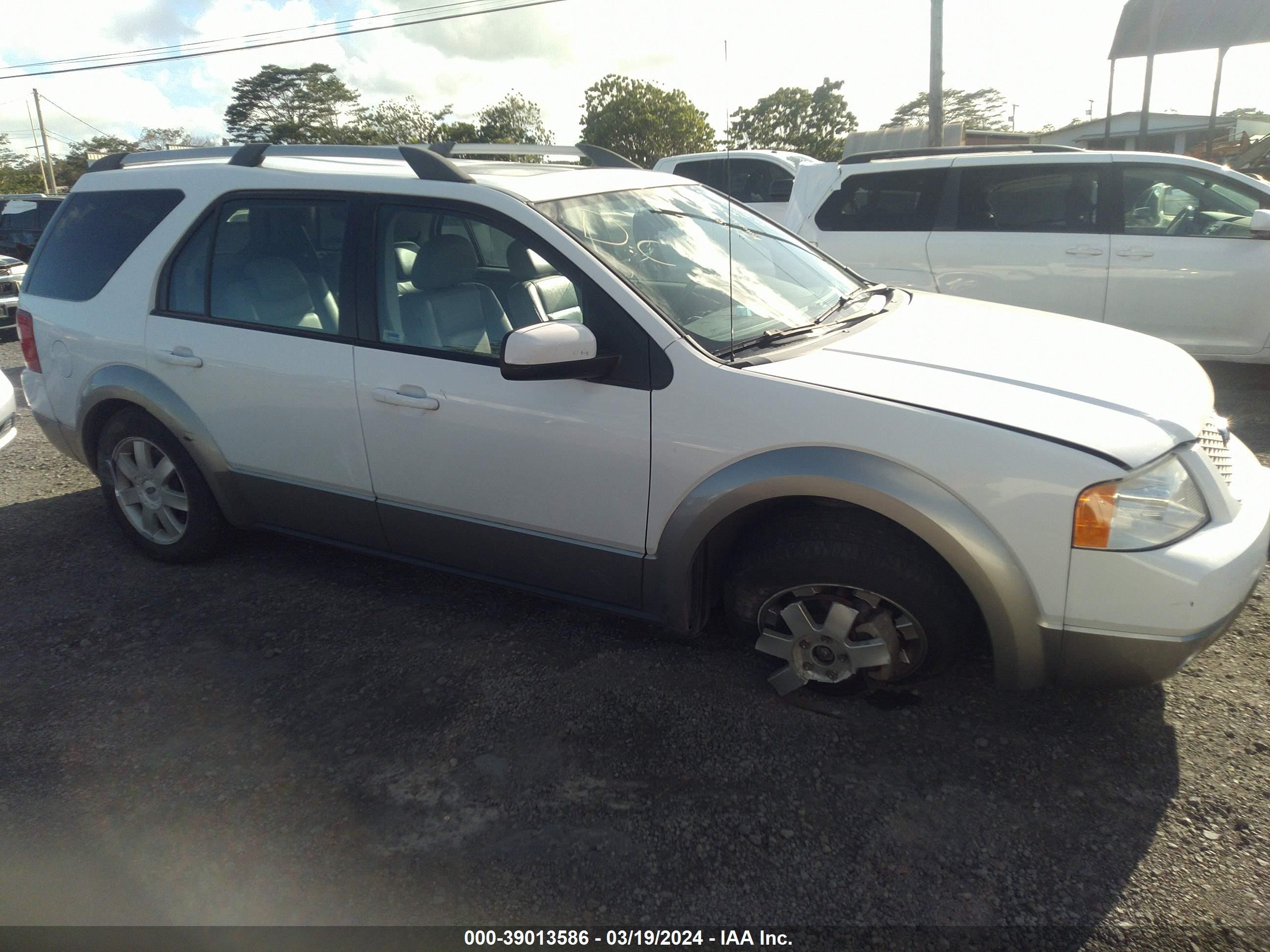 Photo 12 VIN: 1FMDK05107GA00011 - FORD FREESTYLE 