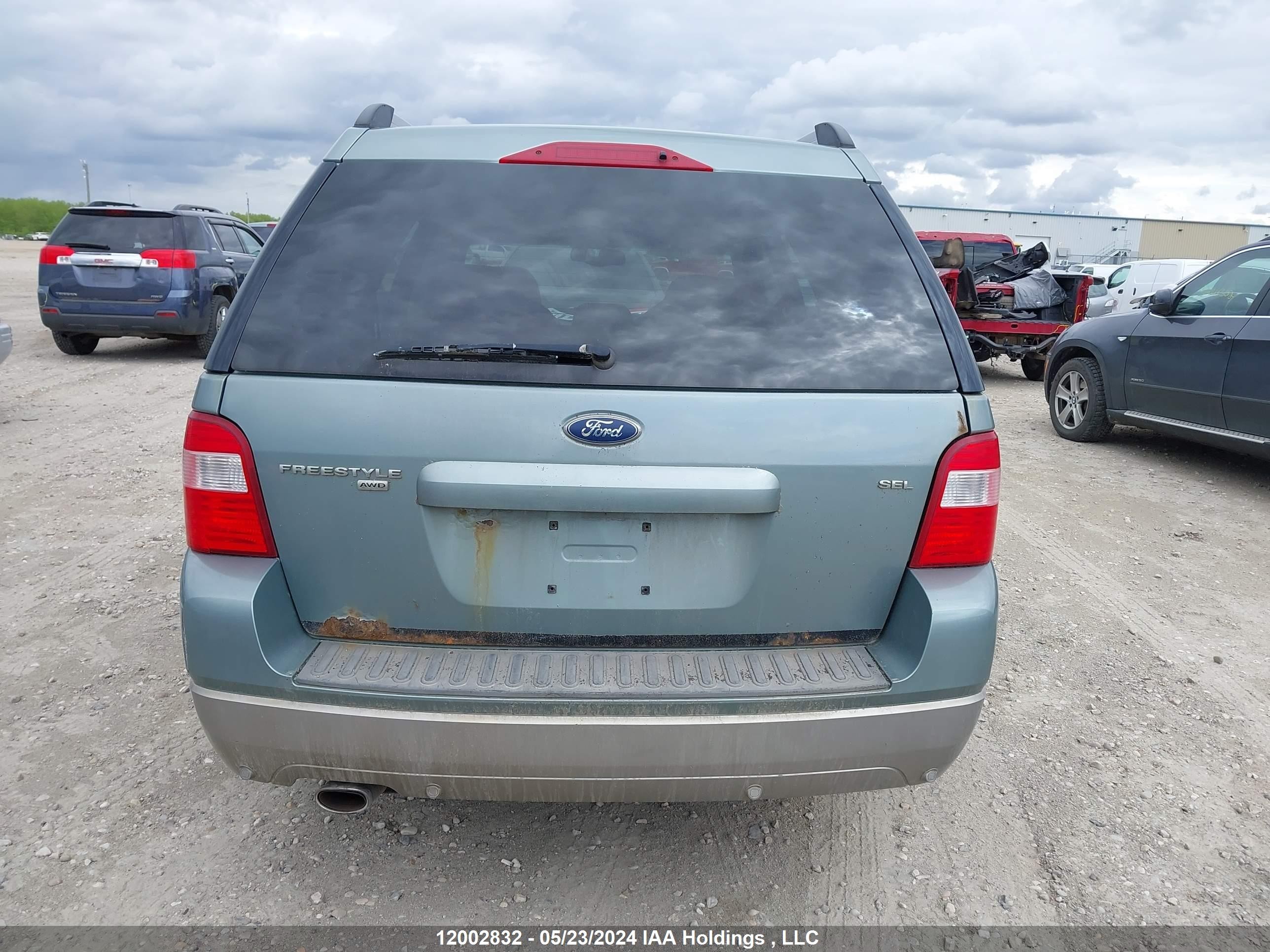 Photo 15 VIN: 1FMDK05185GA17667 - FORD FREESTYLE 